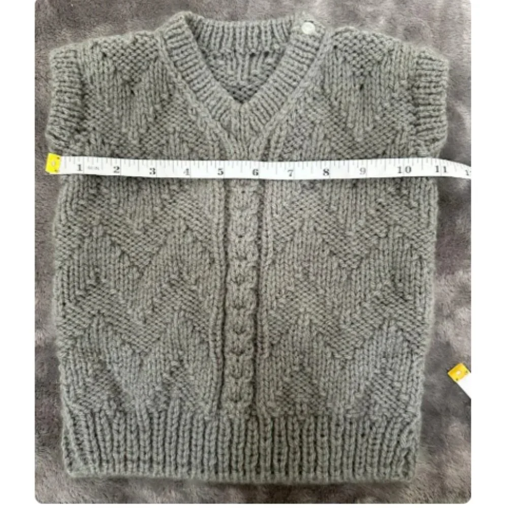 Handmade Knitted Gray Sweater Vest With Chevron Pattern — Cozy Wool Blend Pullov